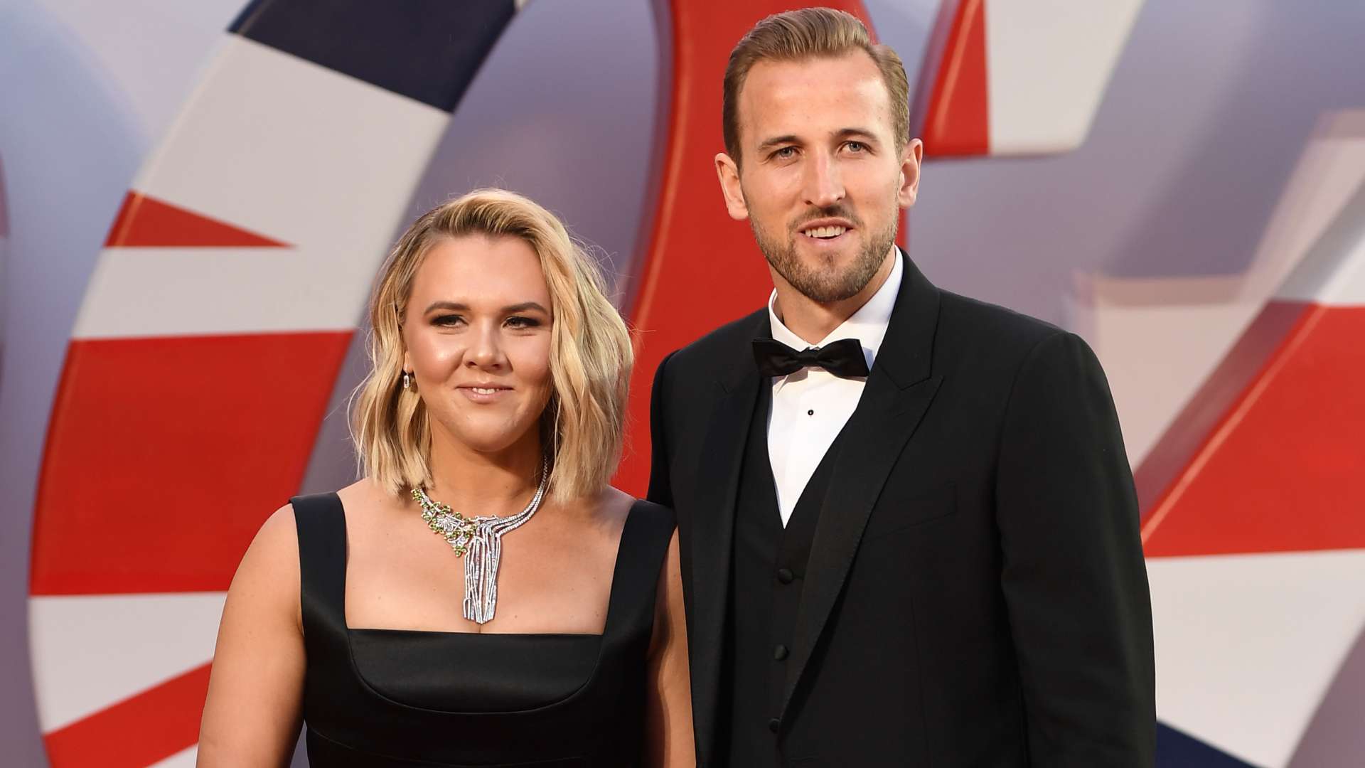 添上浓墨重 添上浓墨重