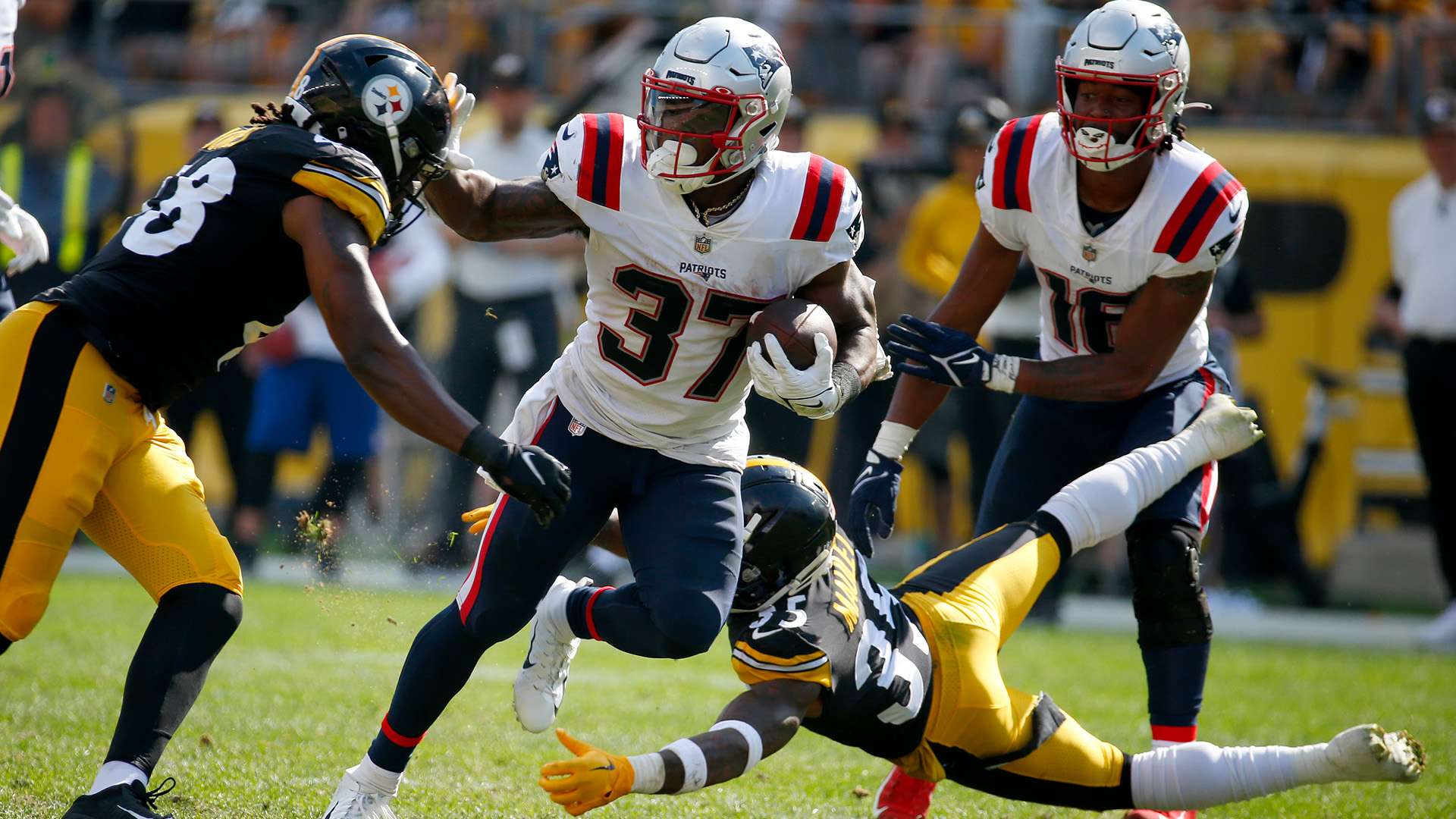 B名單的规 B名單的规