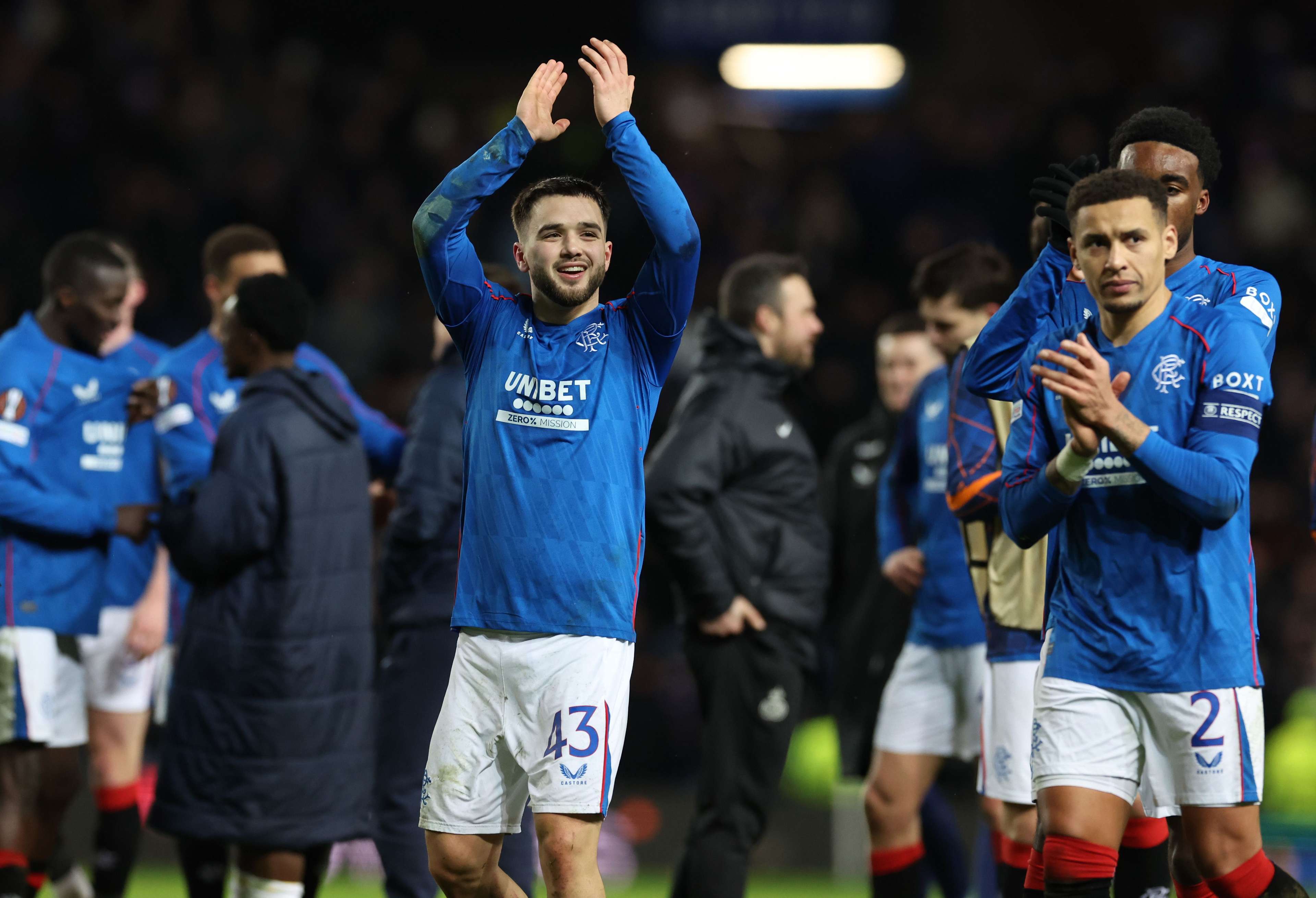 在场上的灵 在场上的灵