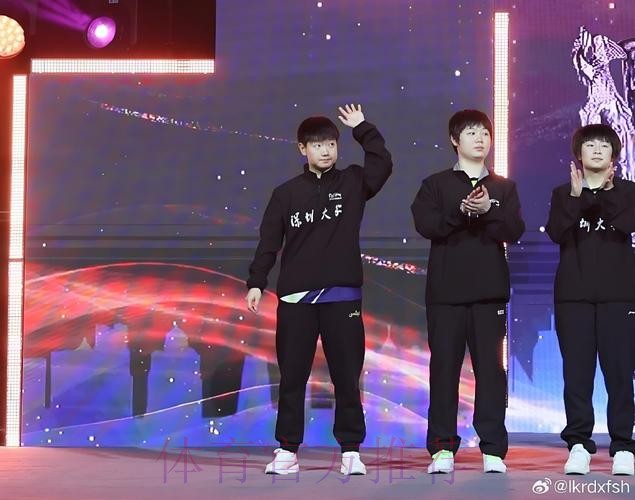 东体：谢初筠父亲是上海人，选择申花作为奋斗目标也很合理